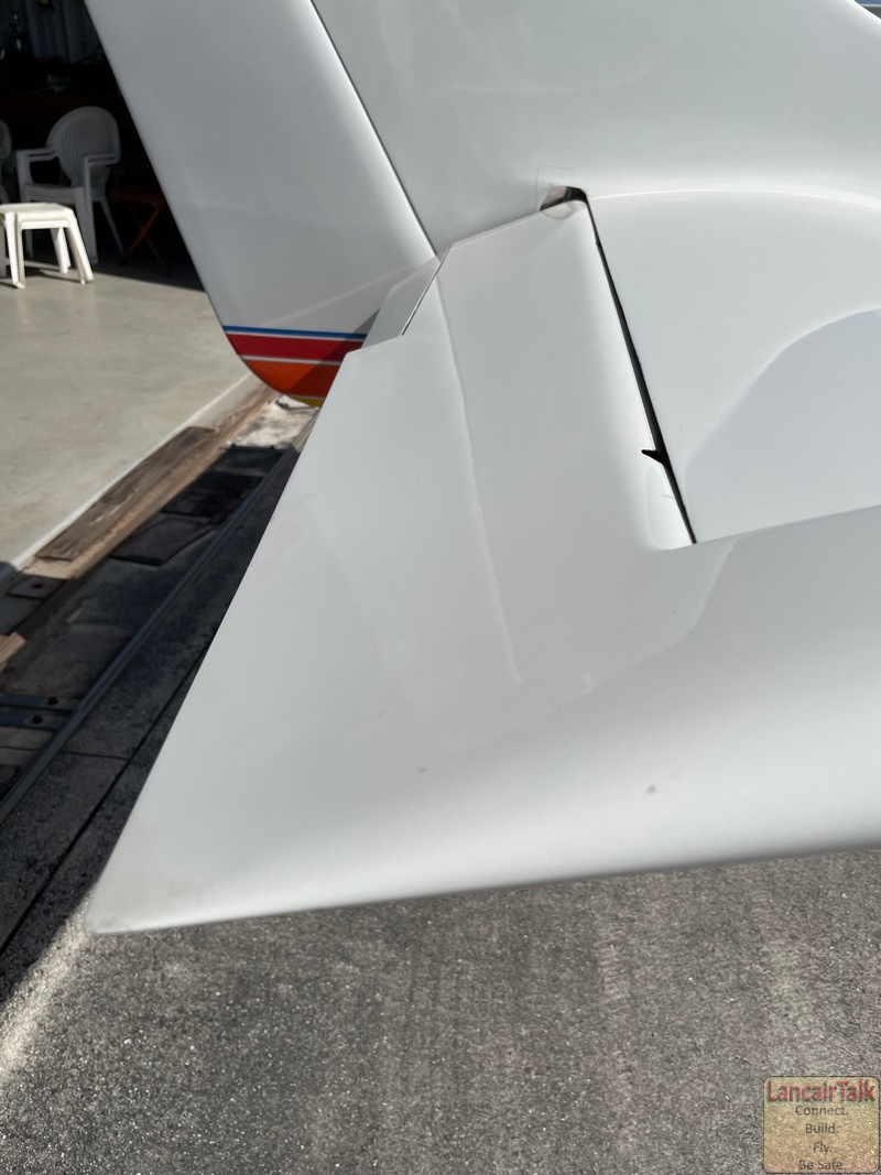 Lancair 320 MKII N414LG photo