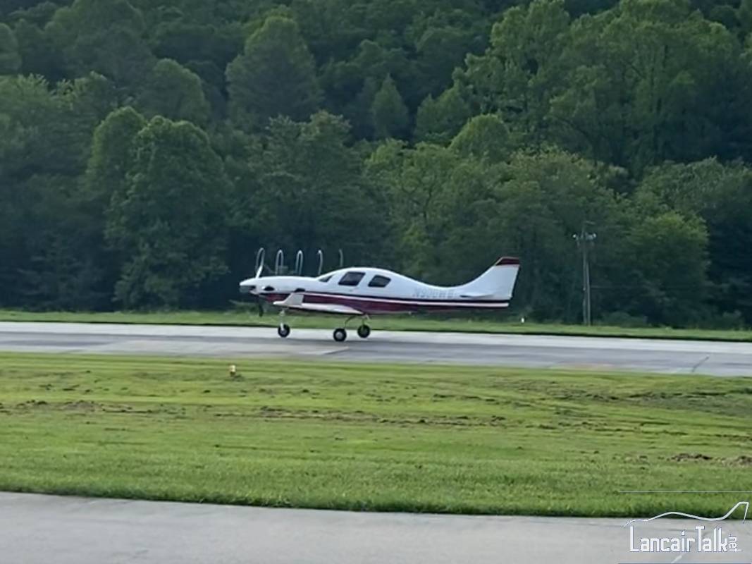 Lancair IV-PT N900WB preview 3