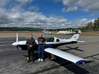 Lancair 320 MKII N414LG photo